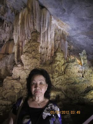 TK040- Bên Trong "Động Thiên Đường"