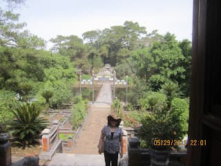 HUE2- LangTam